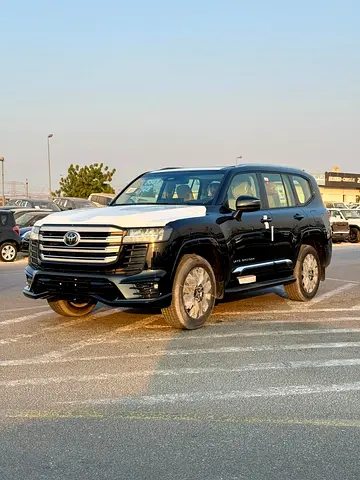 Toyota Land Cruiser GXR 2025 - GCC Specs - Brand New