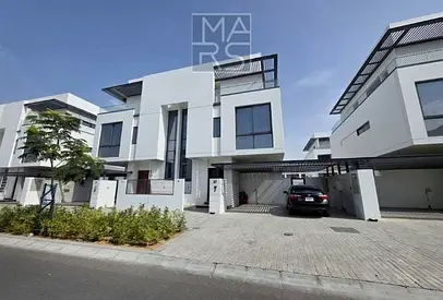 4 Bedroom Water Front Community Villa