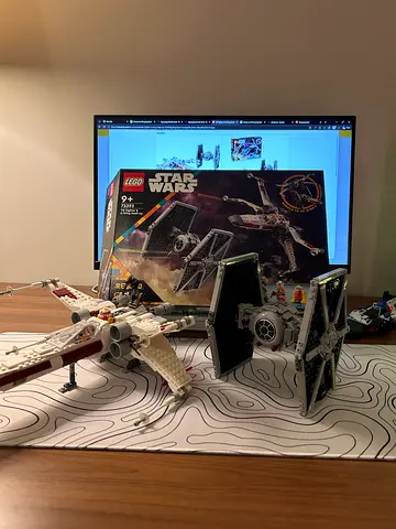 X WING  TIE FIGHTER MASHUP LEGO