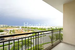VACANT | Open View | Rare Design