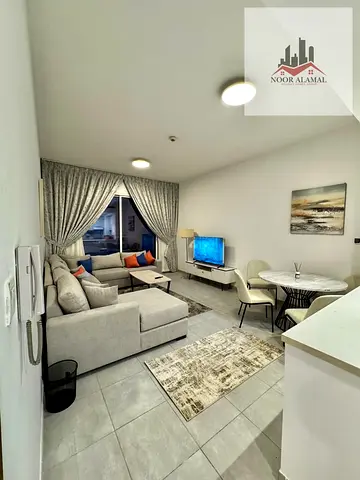 دبي مجان  غرفه وصاله سوبر ديلوكس تاني ساكن بلكونه ٢ حمام السعر 7500   شامل كل الفواتير  حمام سباحه وجيم وباركن .
