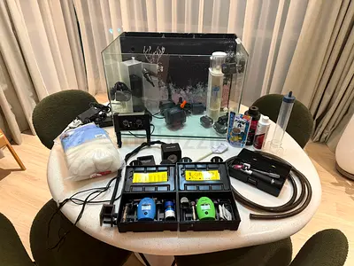 100 liters  (25 gallons) reef aquarium tank with premium accessories