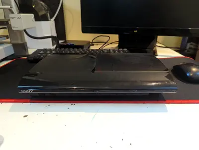 PS3 super slim 512gb - Modded with 16 Top games with 3 original controllers