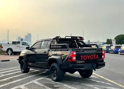 2021 Toyota HILUX photo 5