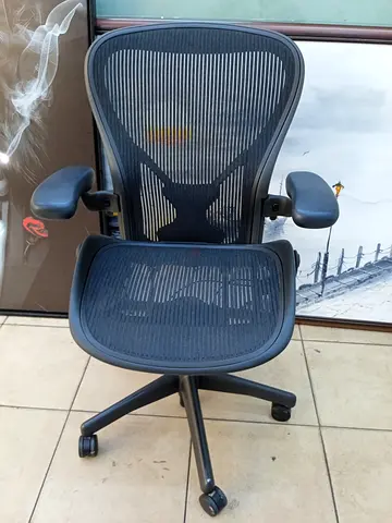 For selling Herman Miller Aeron chair size B and C Fully Loaded available