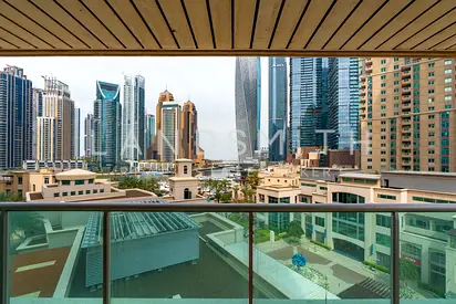Huge 2BR Apartment With Study Room | Marina View