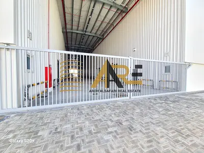 Brand New warehouse with bath and office
