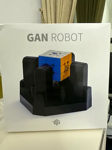 GAN Robot - Automatic Rubiks Cube Trainer / Solver
