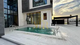 Luxury Corner Villa for Sale in Al Yasmeen