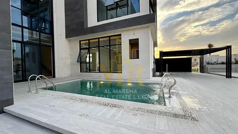 Luxury Corner Villa for Sale in Al Yasmeen