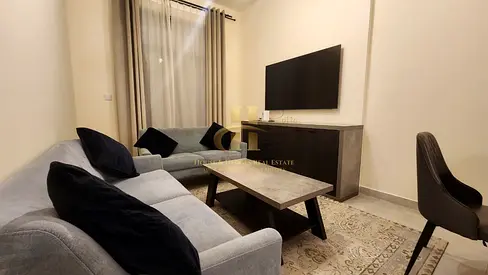 High floor | fully furnished | luxury living