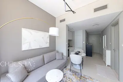 FULLY FURNISHED | POOL VIEW | FLEXIBLE CHEQUES