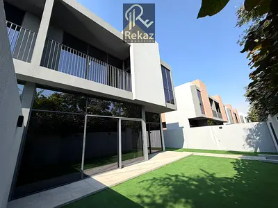 Single Row || Semidetached Villa || 4BR + Majlis