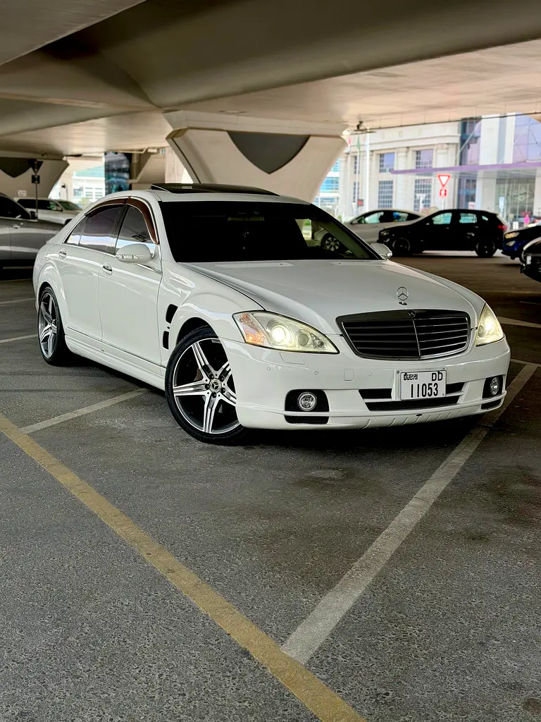 Mercedes-Benz S-Class 2007 — photo 1 of 17
