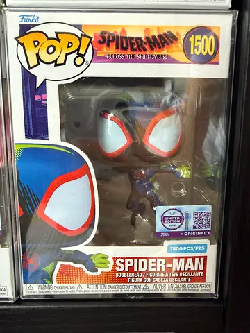 SPIDER MAN FUNKO LIMITED EDITION ELITE 7500 PCS