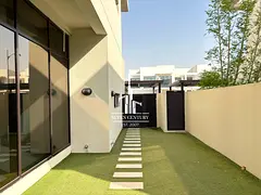 3 Bedrooms | Amazing Location | Unfurnished