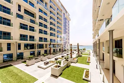 1BR W/Partial Sea View | Beachfront | Balcony