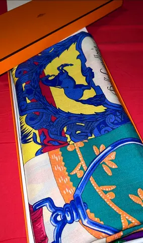 Hermès shawl cashmere from boutique