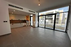 3BR | Family Townhouse | Available Now