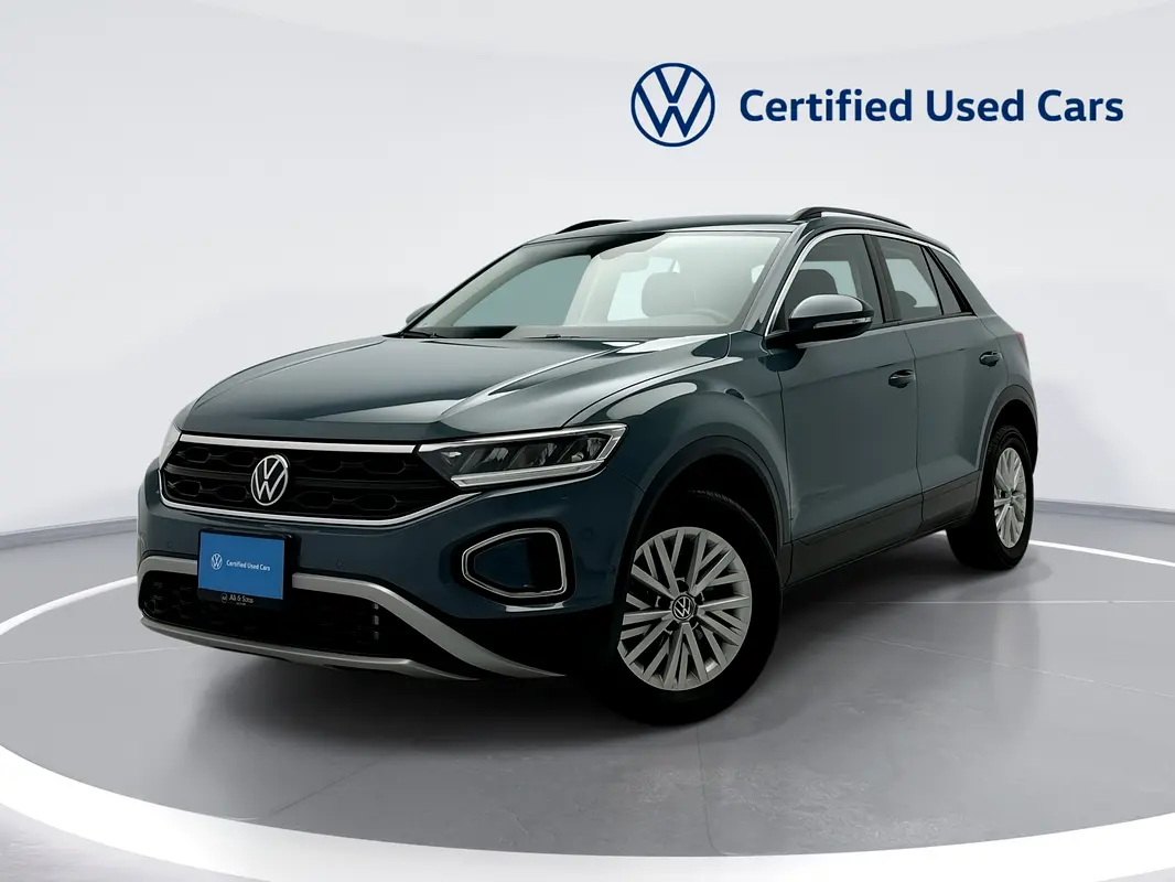 Volkswagen T-Roc 2024 — photo 1 of 20