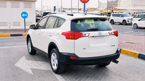 2014 Toyota RAV 4 — миниатюра 11