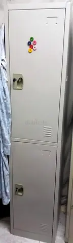 Used metal double locker cabinet (2 compartments)
