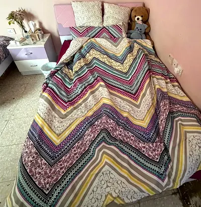 Colorful Geometric Bedding Set