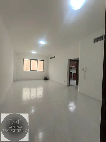 2 BEDROOM HALL IN OUD METHA OPP AL NASR SPORT CLUB NEXT TO ASTER CLINIC 10 MIN TO BUS STAND AND METRO STATION NEAR AMERICAN HOSPITAL