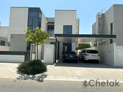 UPGRADED 4 BHK VILLA WITH MIAD AND DRIVER ROOM / WITH PRIVATE POOL / SINGLE ROW
