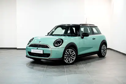 Mini Cooper S 3 Door Luxury  without Jcw Kit