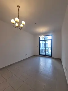 FAMILY BUILDING ! SPACIOUS APARTMENTS ! 0% COMMISSION
