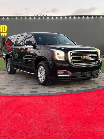 GMC Yukon SLT 2018 - American Specs - Well Maintained