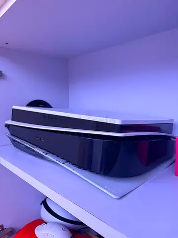 Playstation 5 (DISC) attached with portable screen