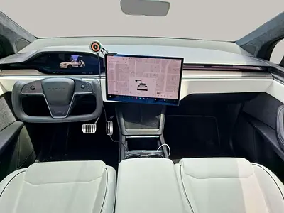2024 Tesla MODEL X — фото 10