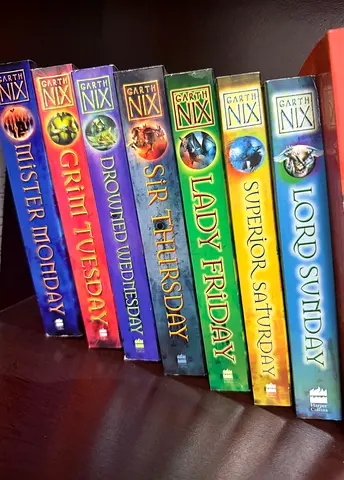 Garth Nix — The Keys to the Kingdom 7-Book Set (Mister Monday to Lord Sunday)