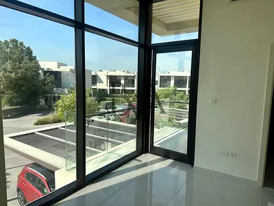 L Shape Garden | Ready to Move In | Close To Amenities