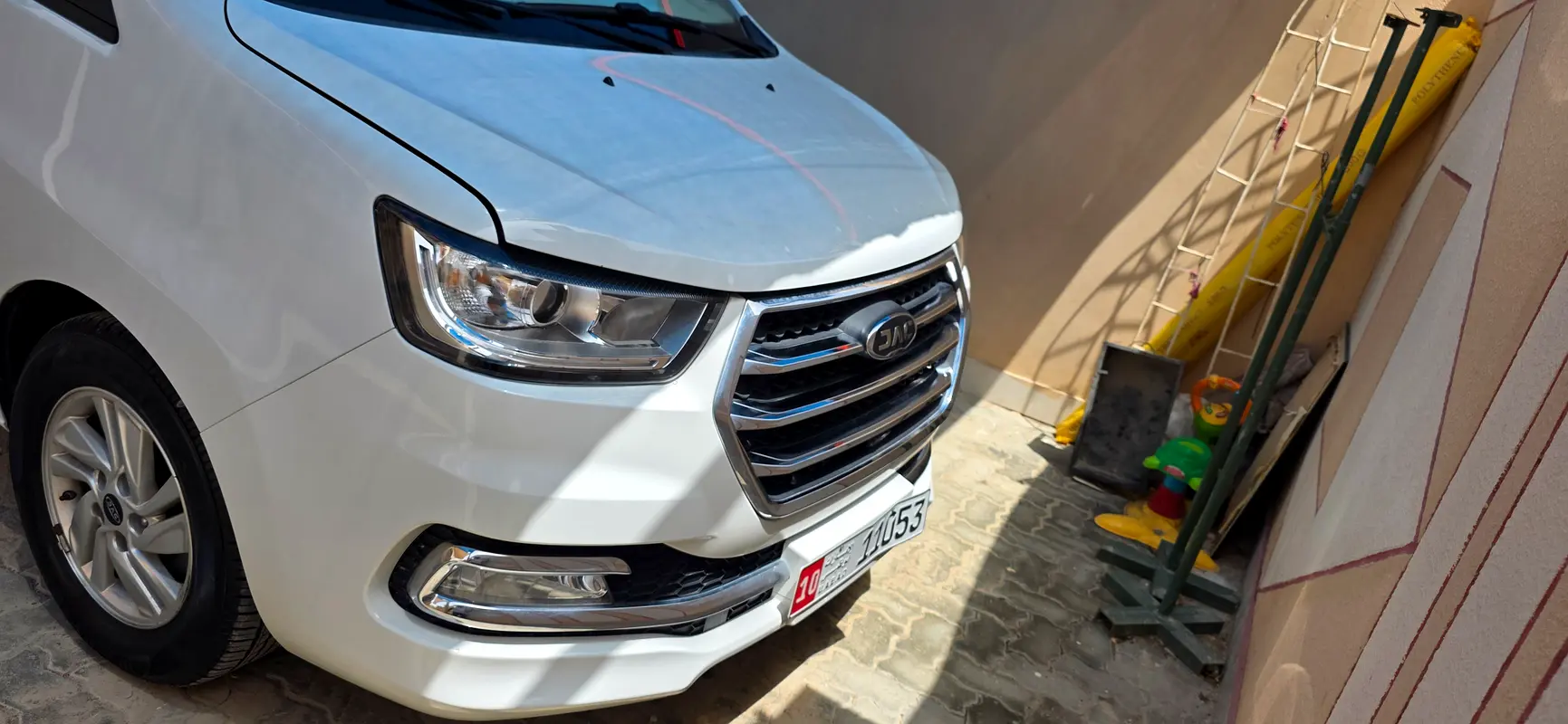JAC M4 2022 — photo 1 of 10
