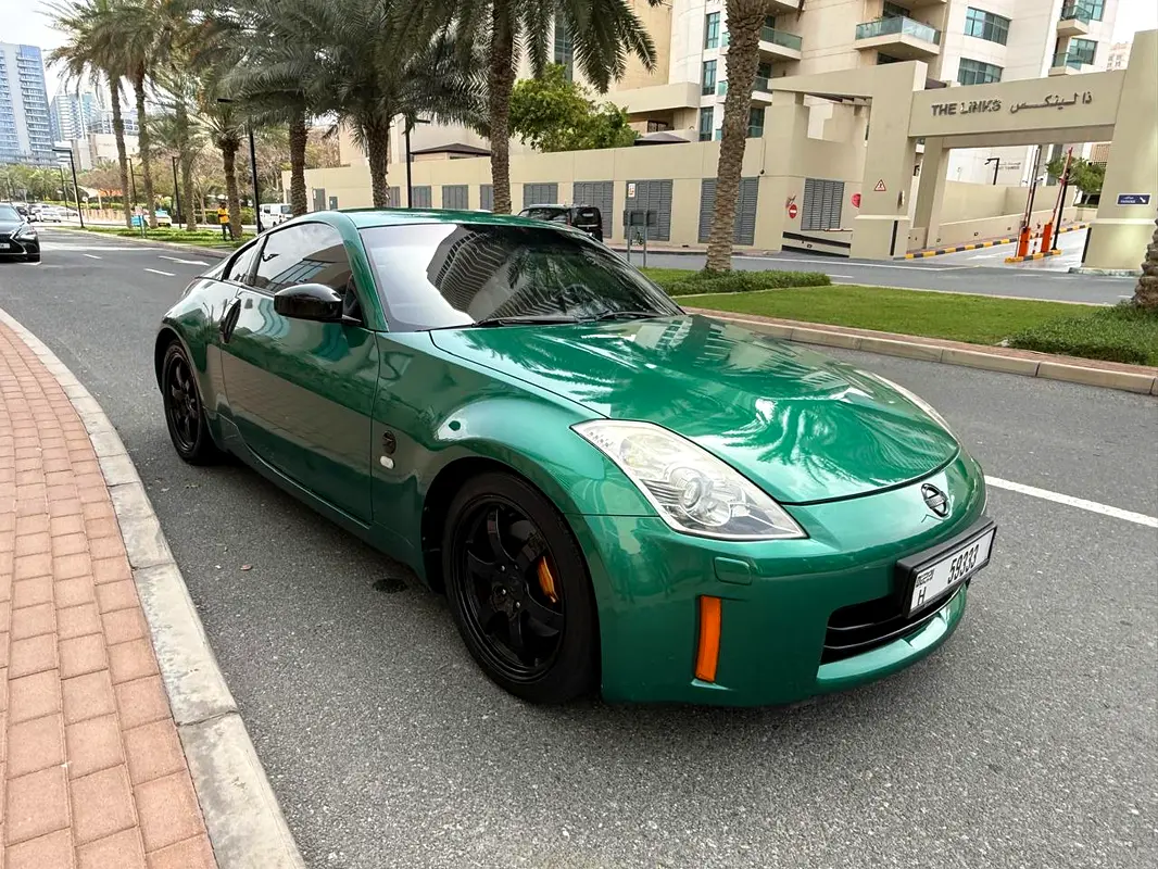 Nissan 350Z 2008 — photo 1 of 8
