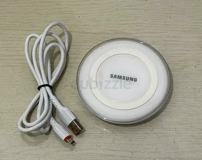 Samsung wireless charging pad (round) with micro-USB cable