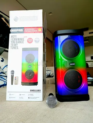 GEEPAS Rechargeable Portable speaker NEW!