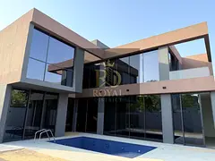 ELEGANT VILLA | LUXURY HUGE VILLA | FREE HOLD | SIGNATURE 5-BR VILLA | BIG PLOT | PRIME LOCATION.