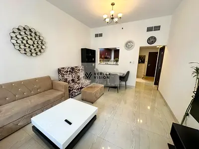 Stylish Apartment | Central Location | Immediate Move-In