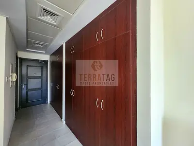 STUDIO FOR SALE | FURNISHED | MED | 8 WARDROBES