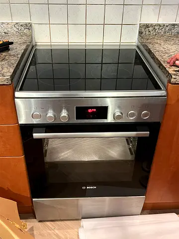 Bosch RARELY USED CERAMIC COOKER 60Cm , HKQ38A150M , DELIVERY + WARRANTY