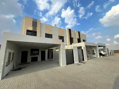 🏡 فيلا فاخرة للبيع في تلال – تصميم واسع وعصري