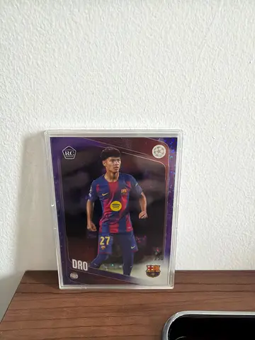 Sleeved FC Barcelona Dro 207/299 Rookie Card