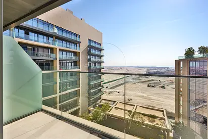High Level + Exclusive! White Goods+ Nice Views