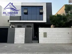 🏡 Villa for Rent in Ajman – Al Yasmeen Area (Well-inhabited location) 🔸 5 Master Bedrooms wi