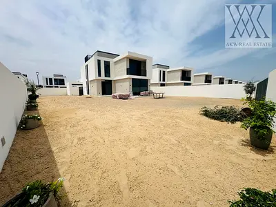 BRAND NEW | SINGLE ROW | BIGGER PLOT