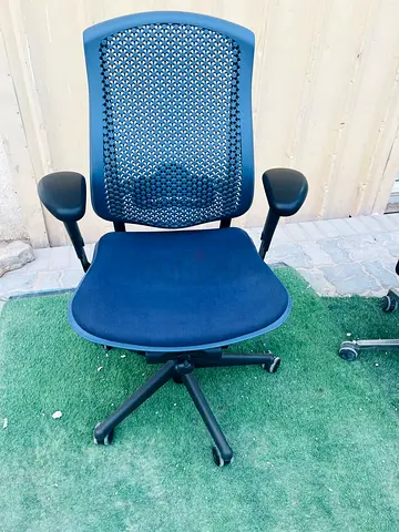 Herman miller celle office chair